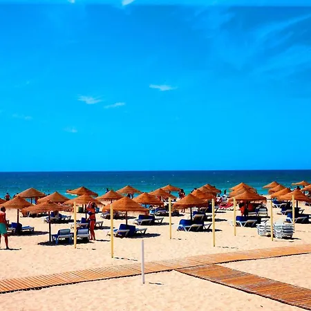 Perogil Girassol - Elegant With Pool Apartament